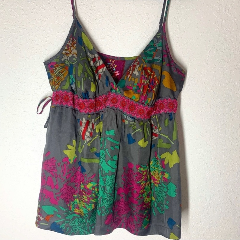 Johnny Was‎ 100% Silk Floral tank top with Embroidery, Small Y2K Fairy Whimsical
